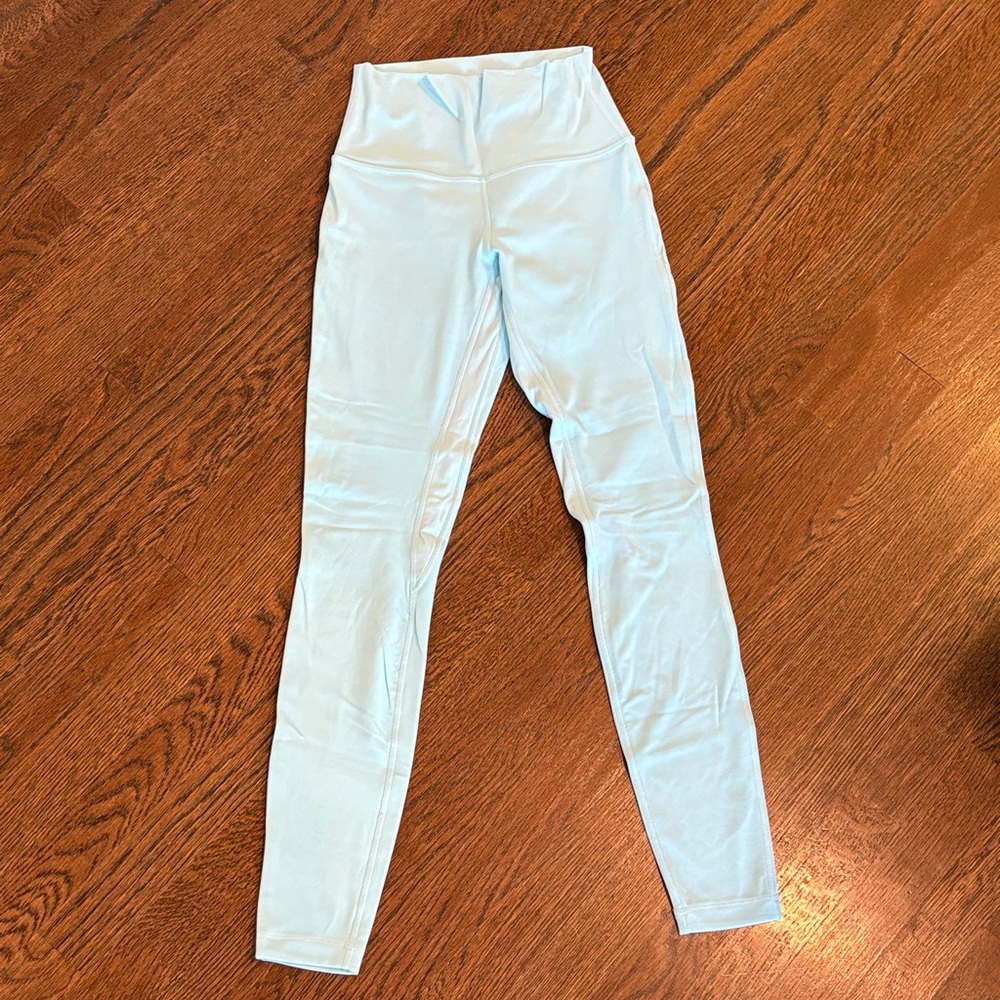 lululemon athletica icing Blue align Leggings 28” HR *amazing condition